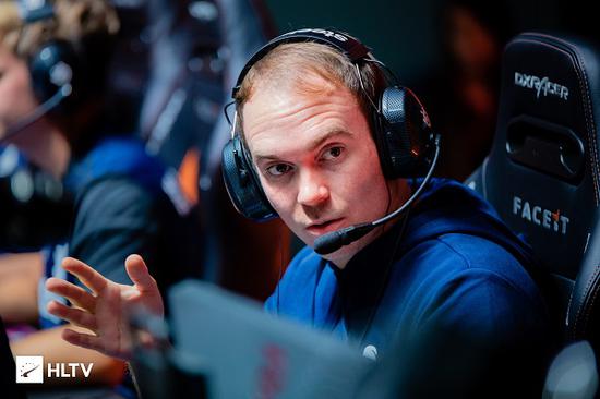 BLG战胜TES夺得2025 LPL年度总冠军